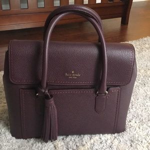NWT beautiful kate spade pebble leather bag!